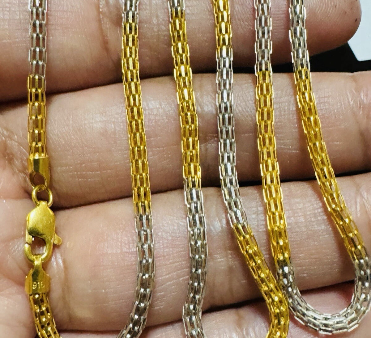 8730109