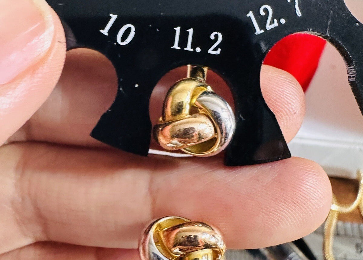 8789057
