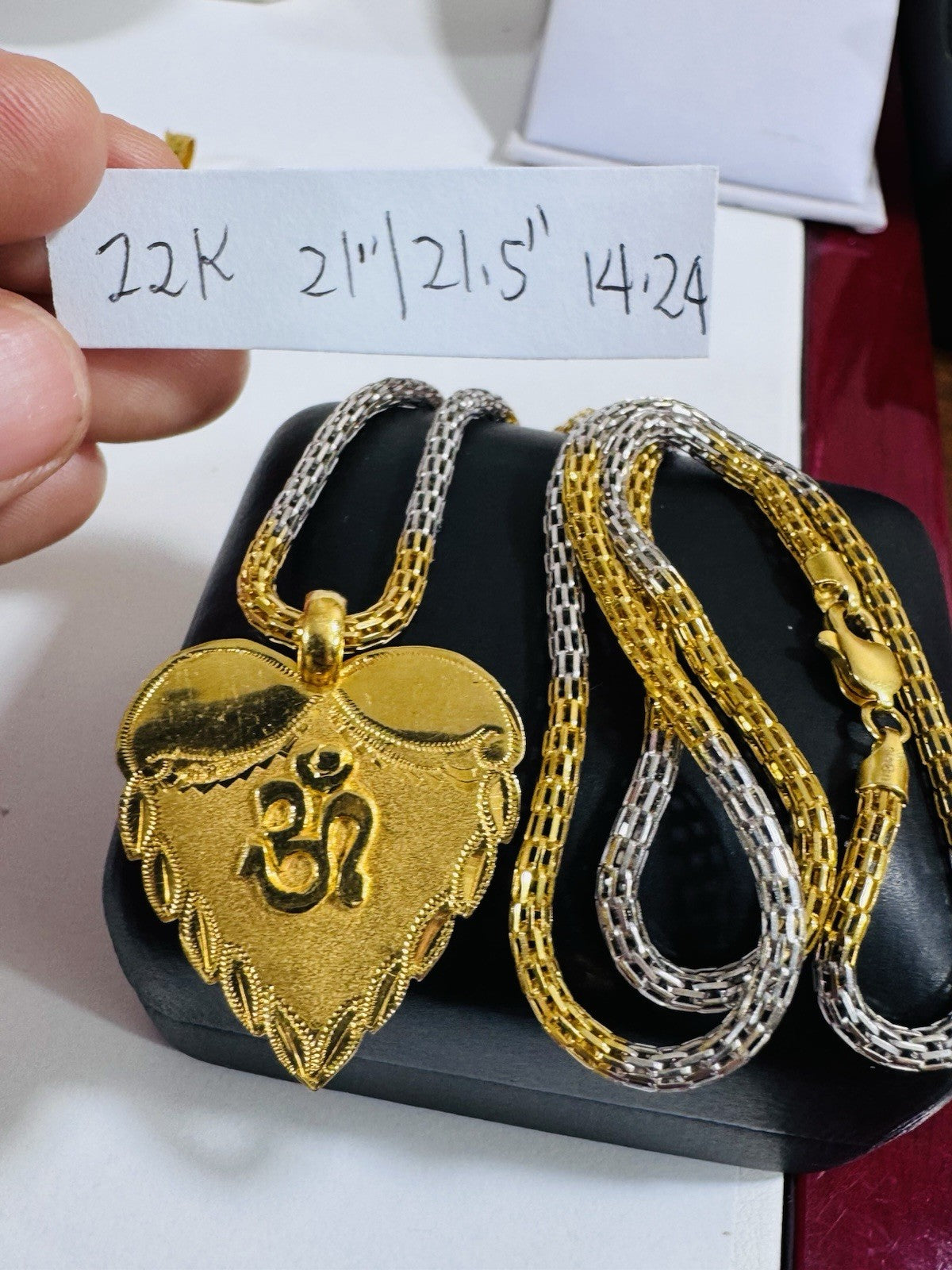 8990653