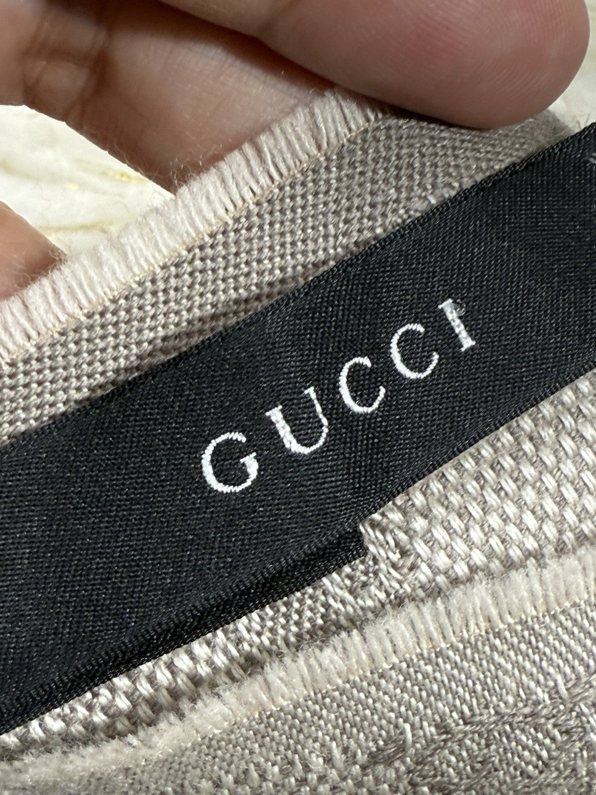 8989682
