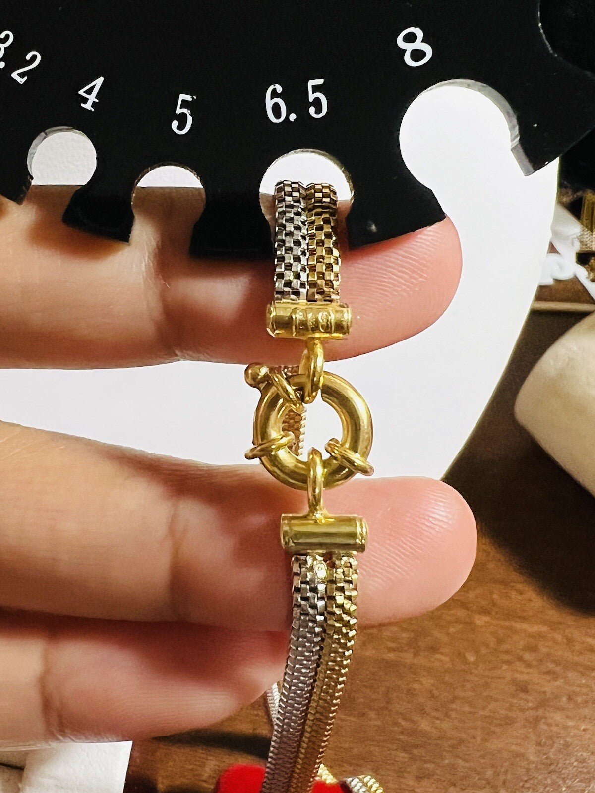 8679489