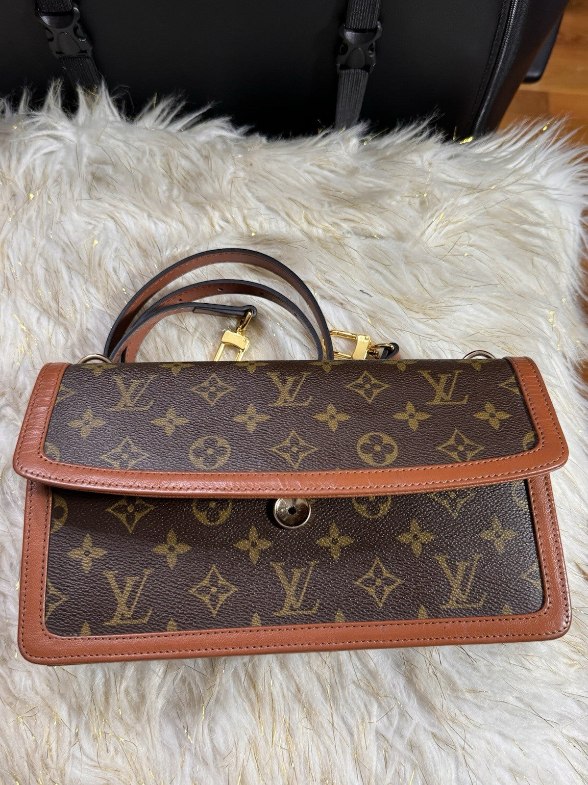 8989545
