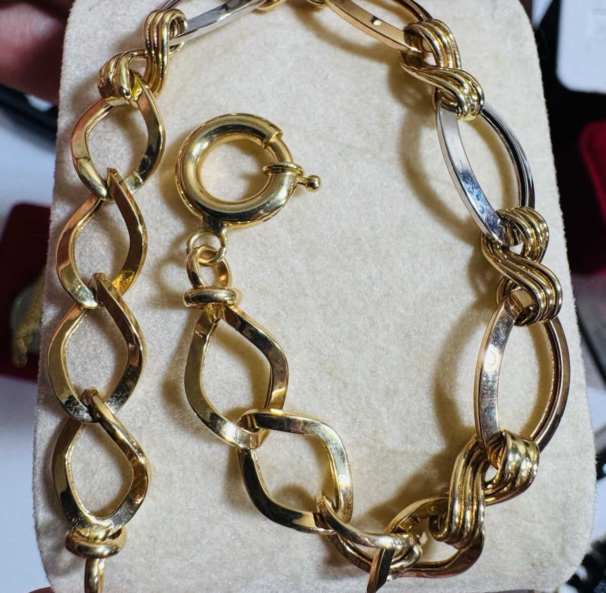 8993633