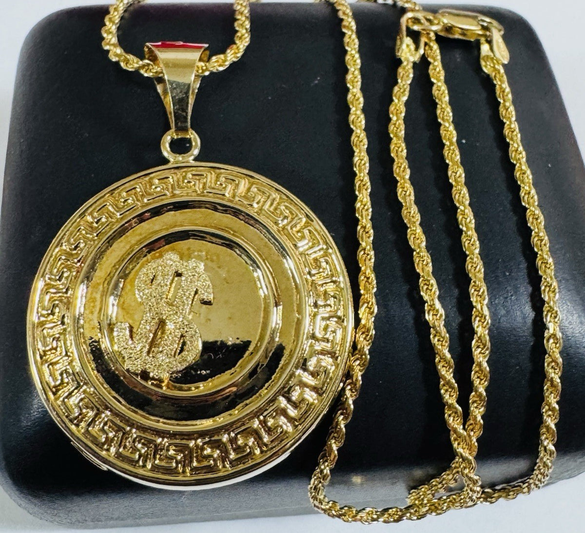 8730228