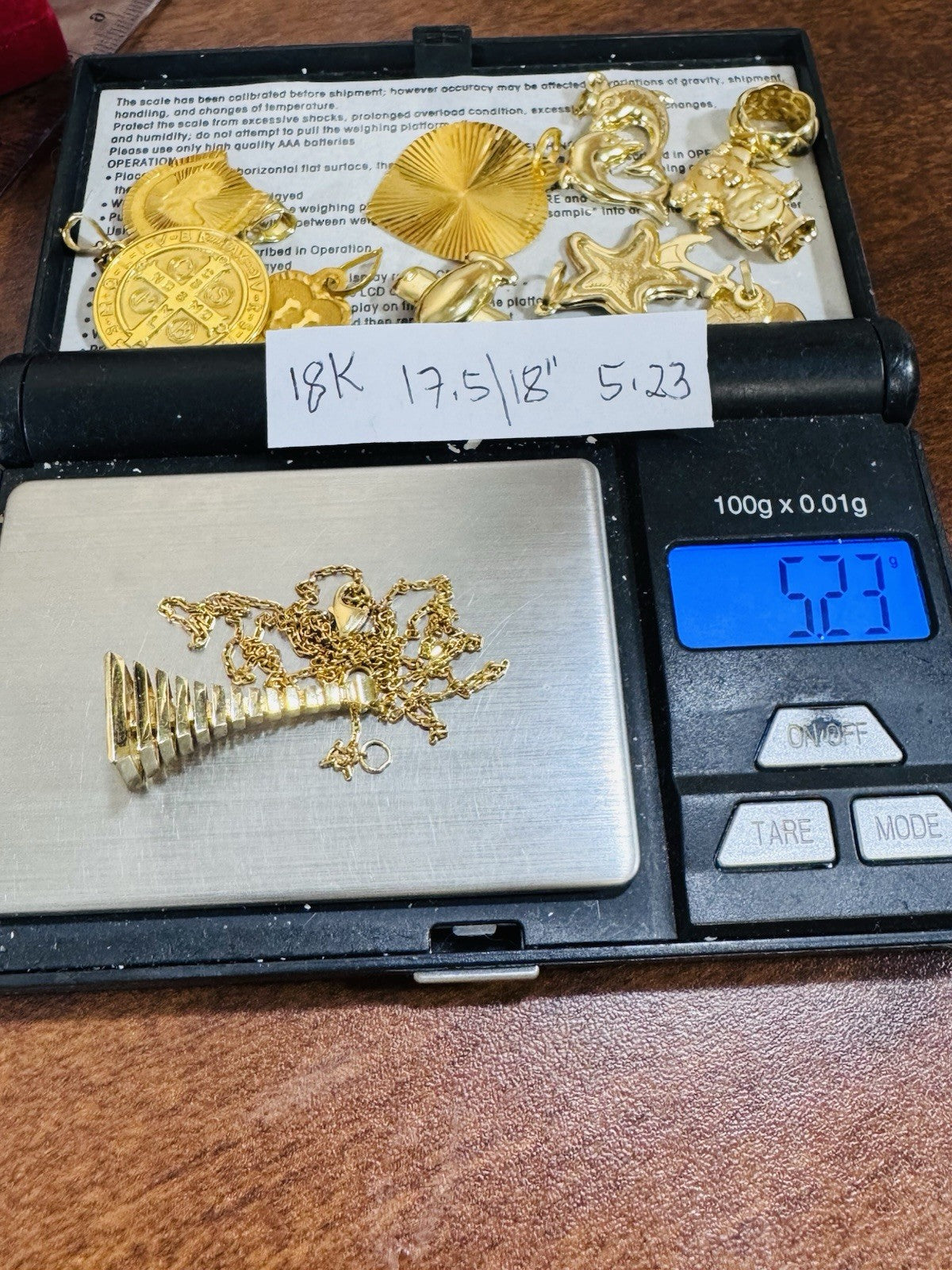 8990573