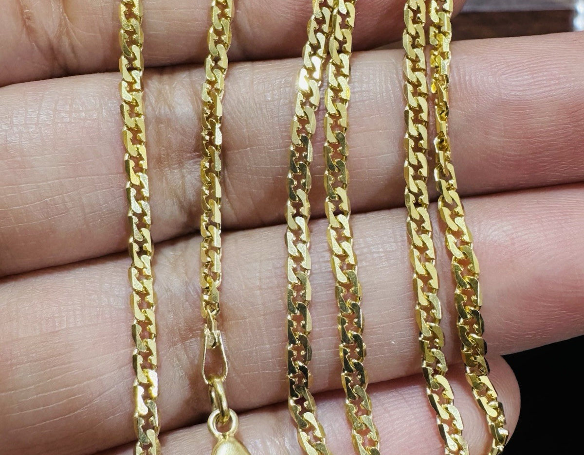 8990763