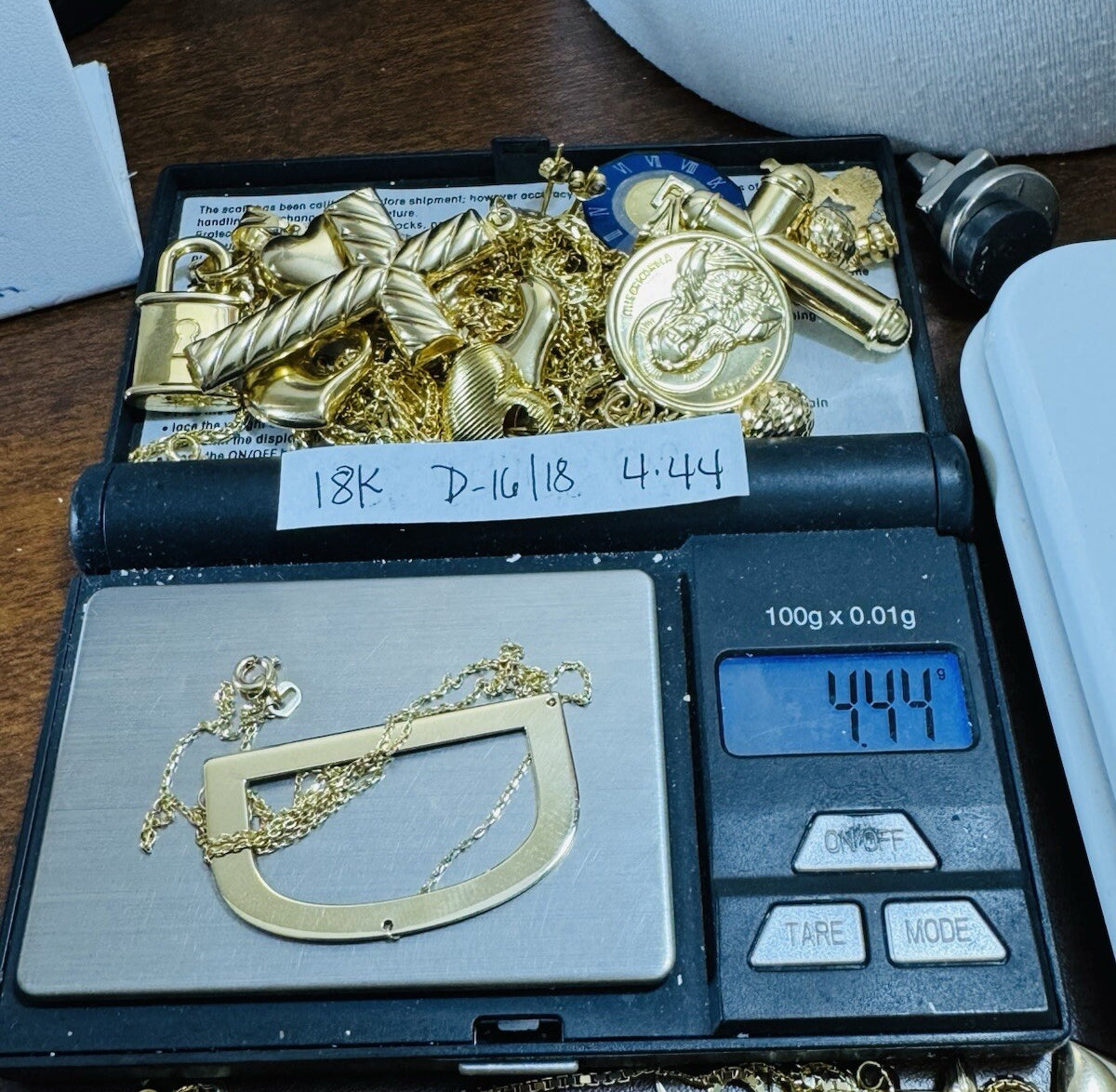 8990731