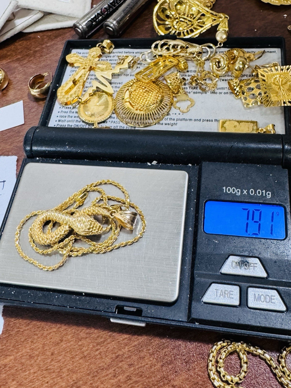 8989423