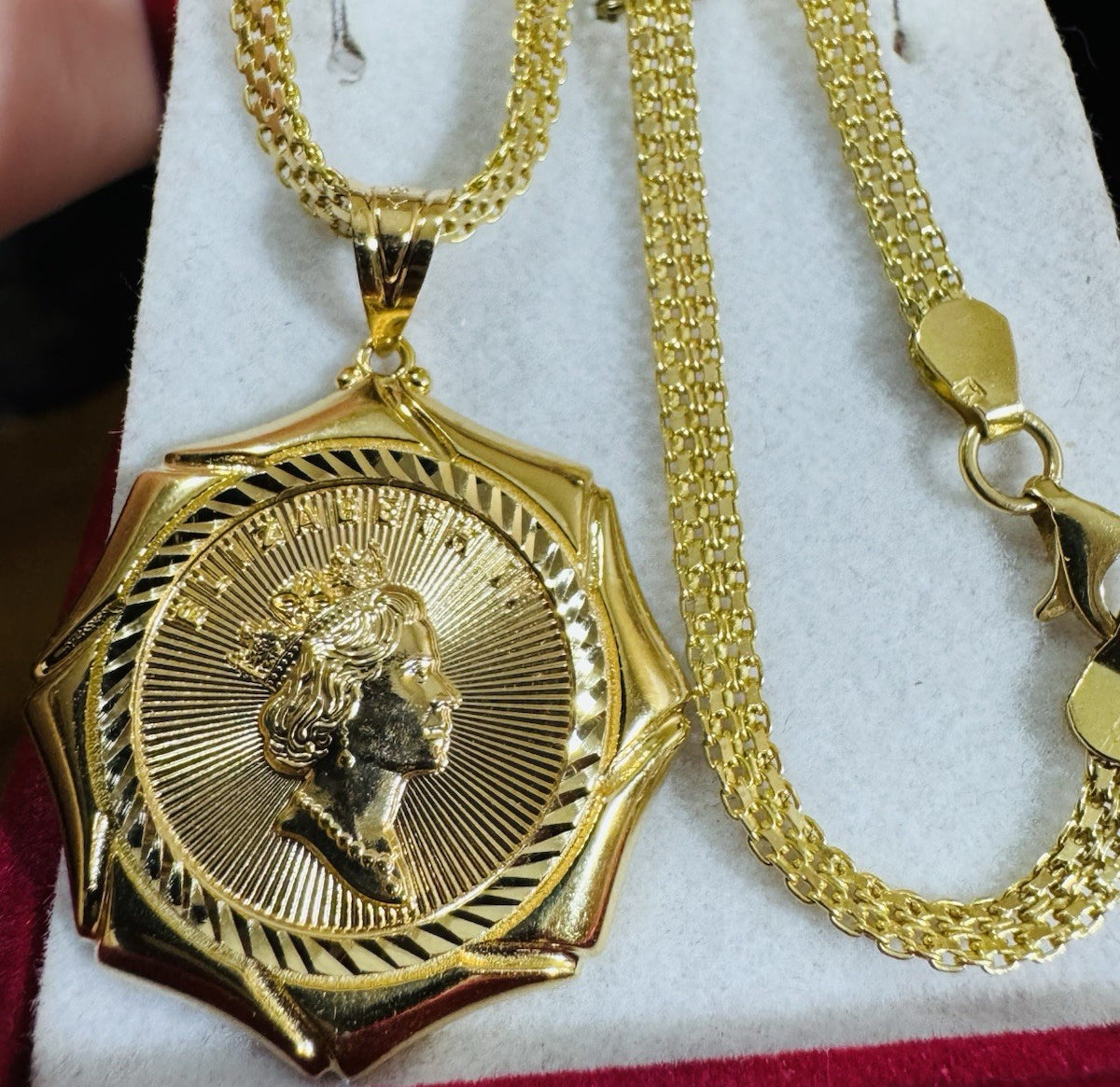 8827933