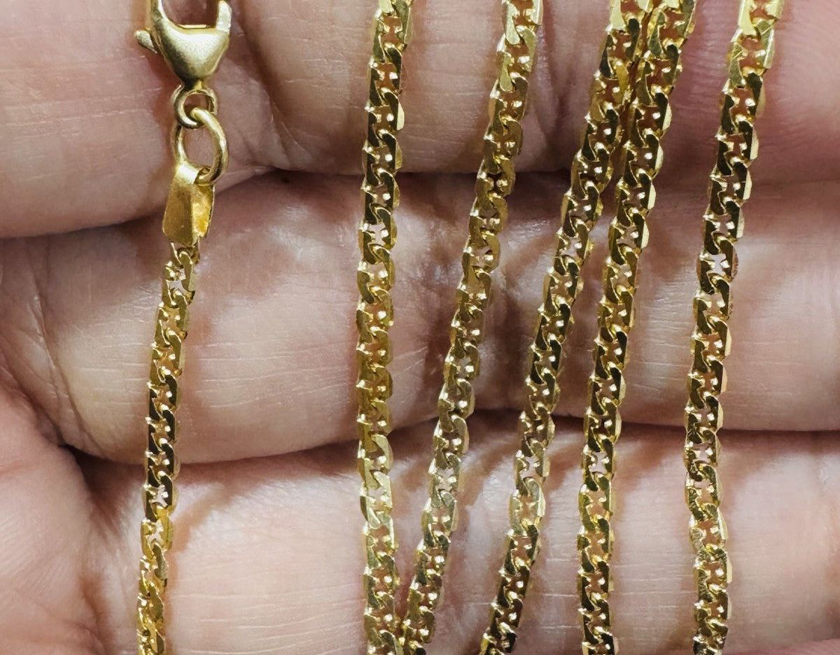 8990763