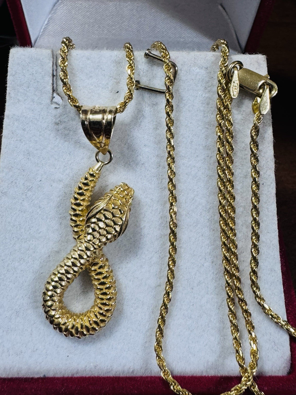 8989764