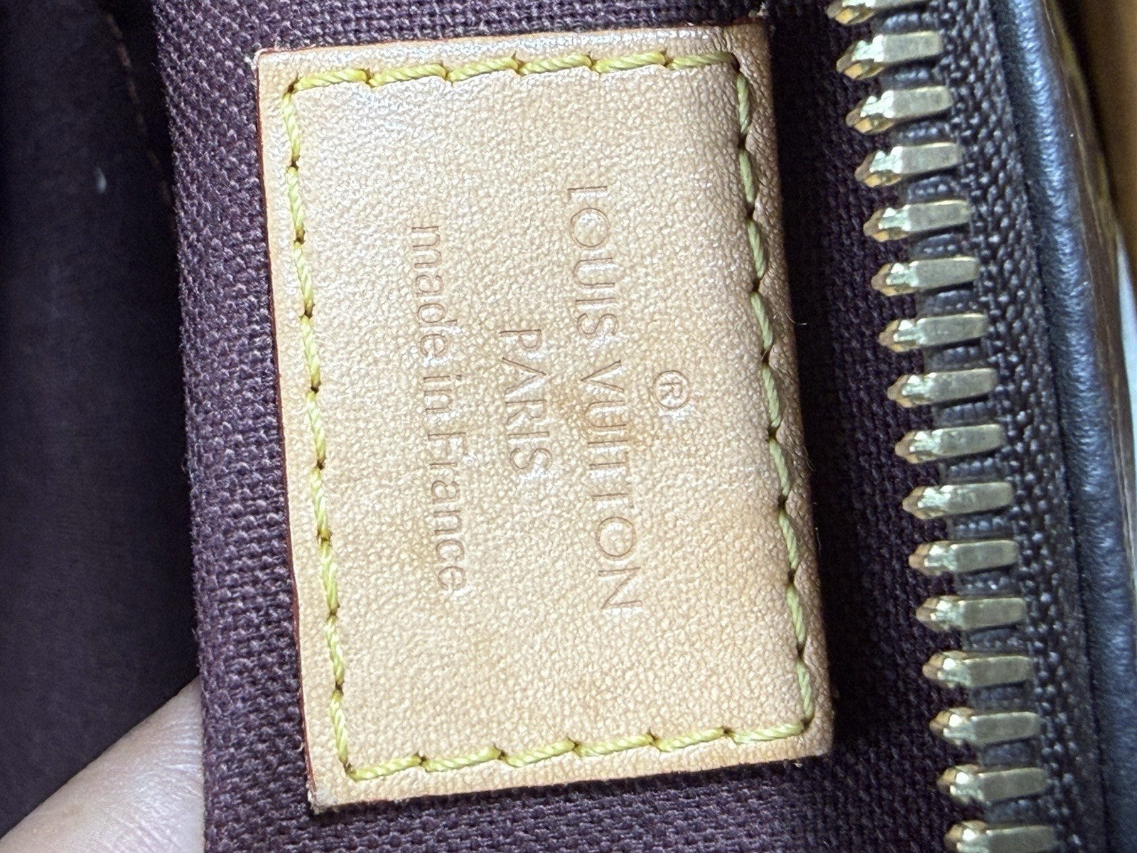 8989403