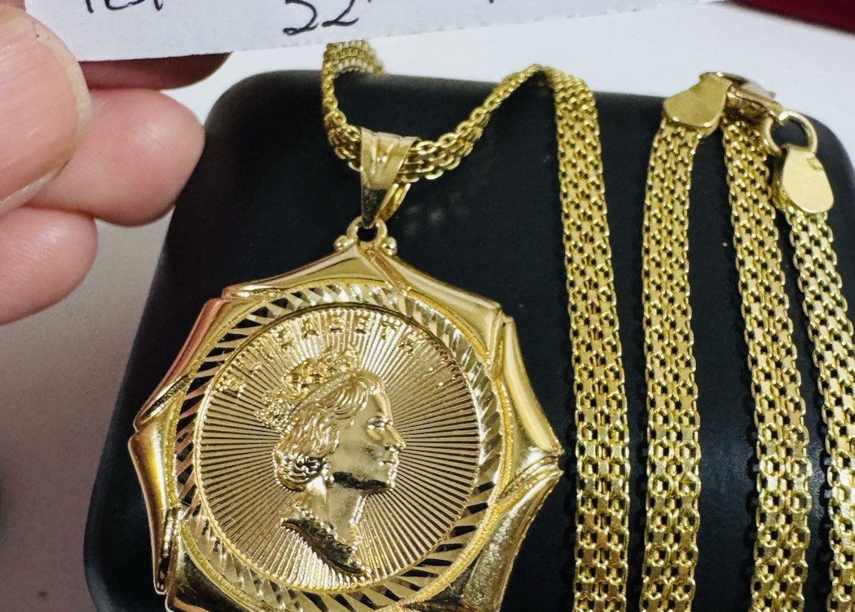 8827933