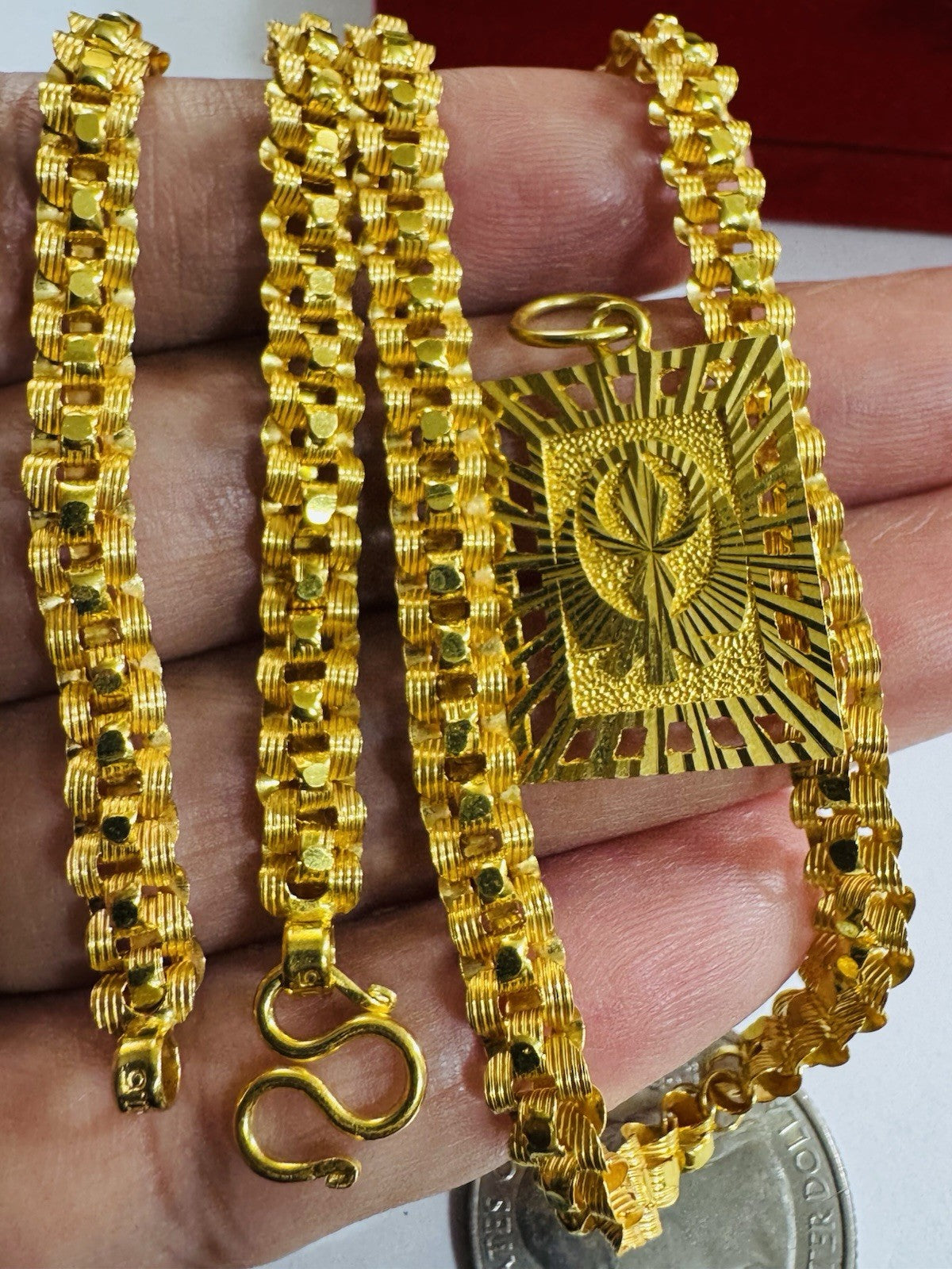 8990583