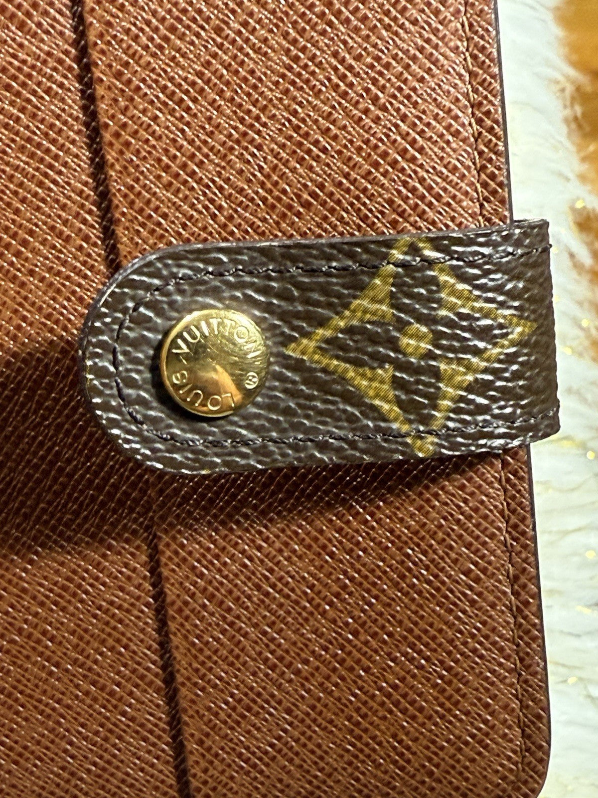 8989668