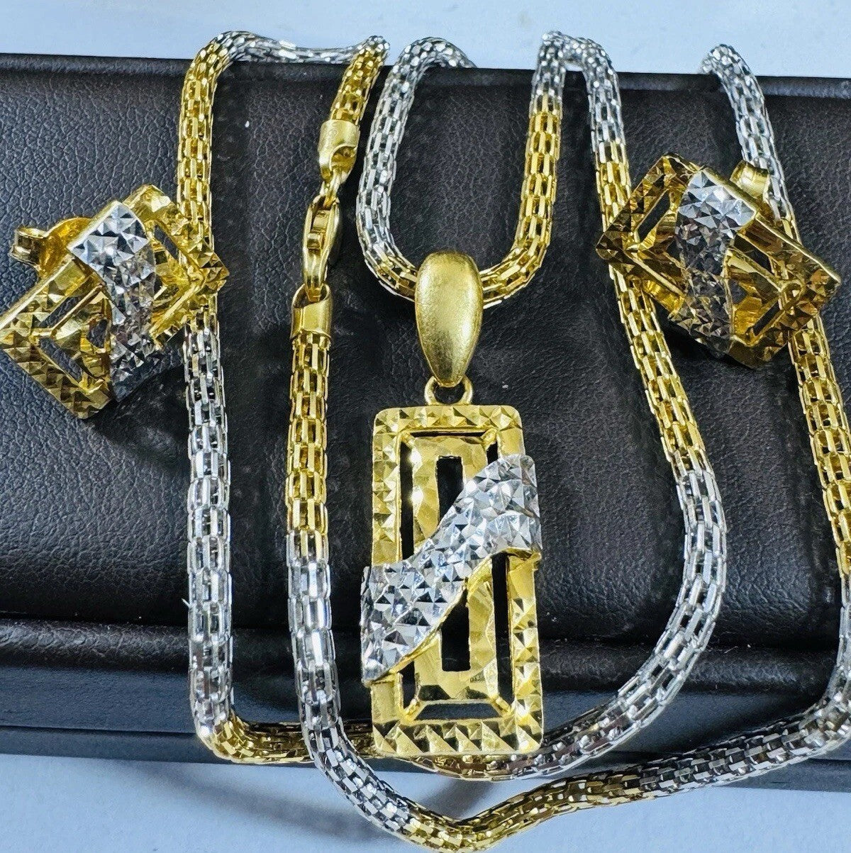 8990141