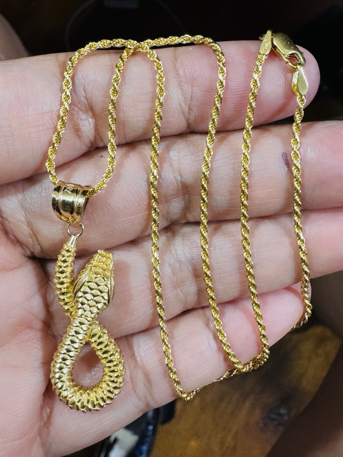 8989423