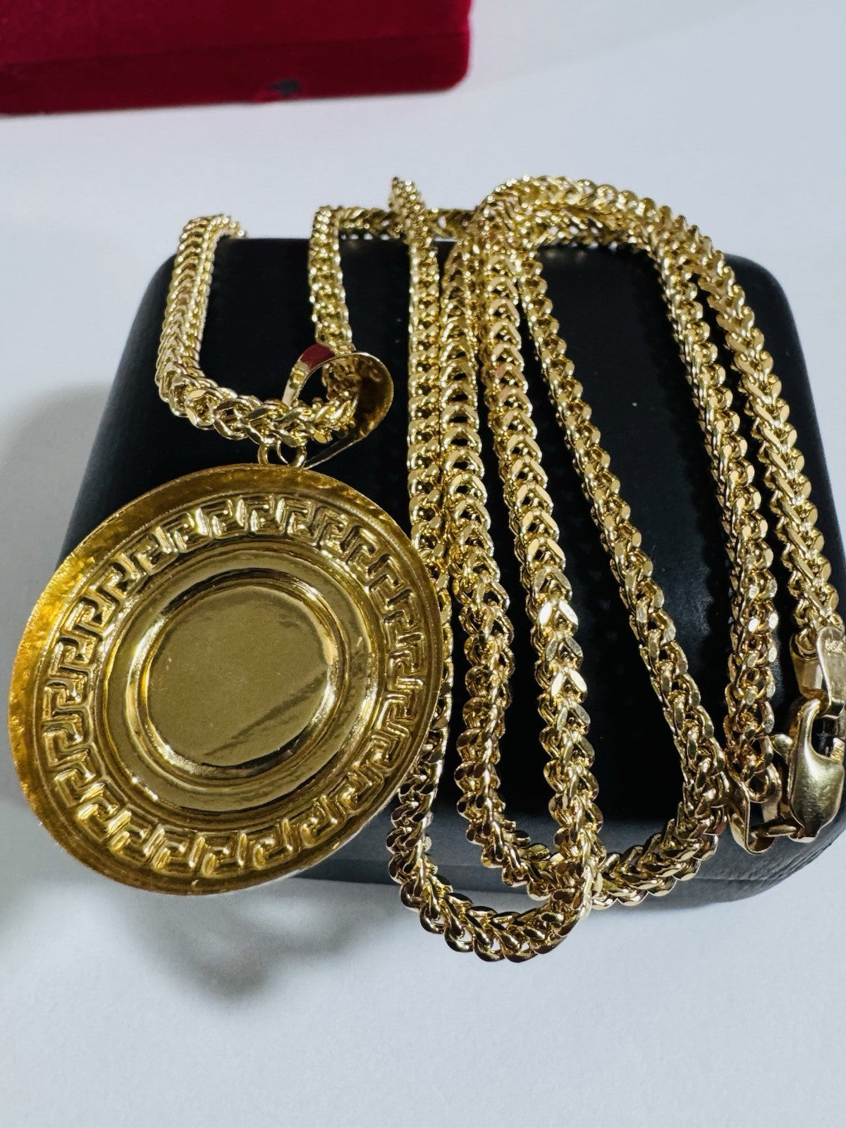 8989728