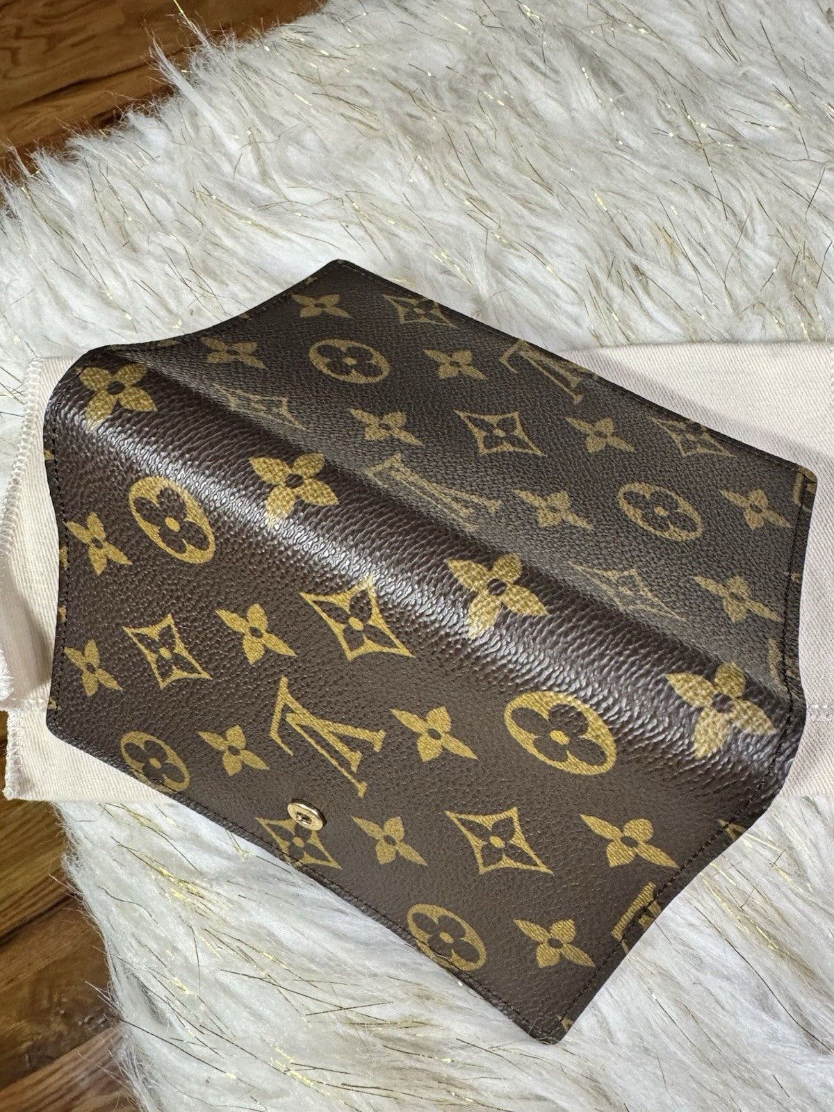 8989654
