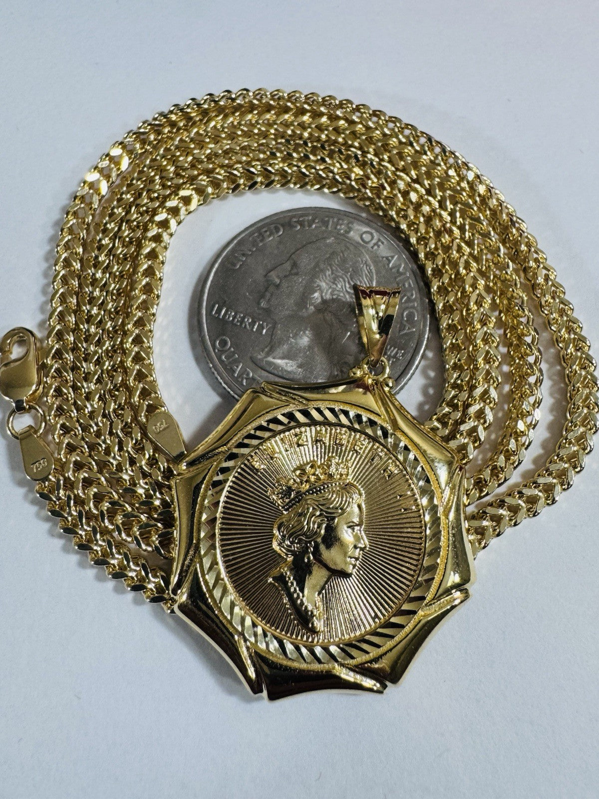 8989722