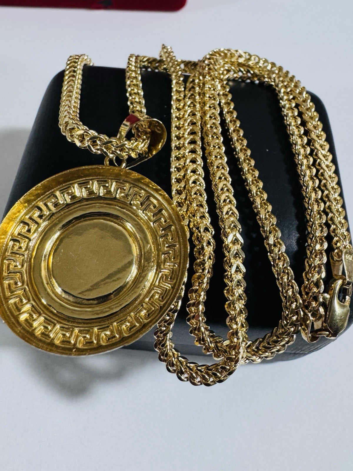8989728