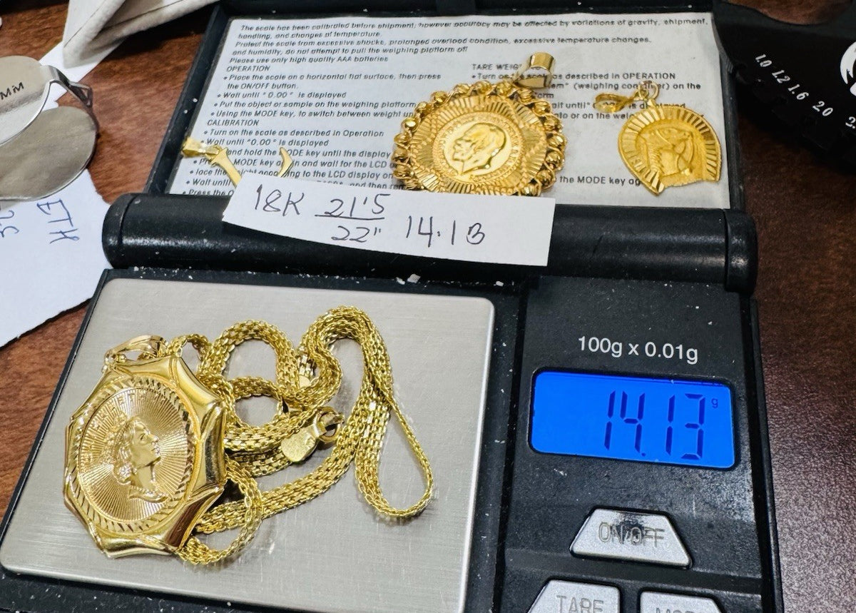 8827933