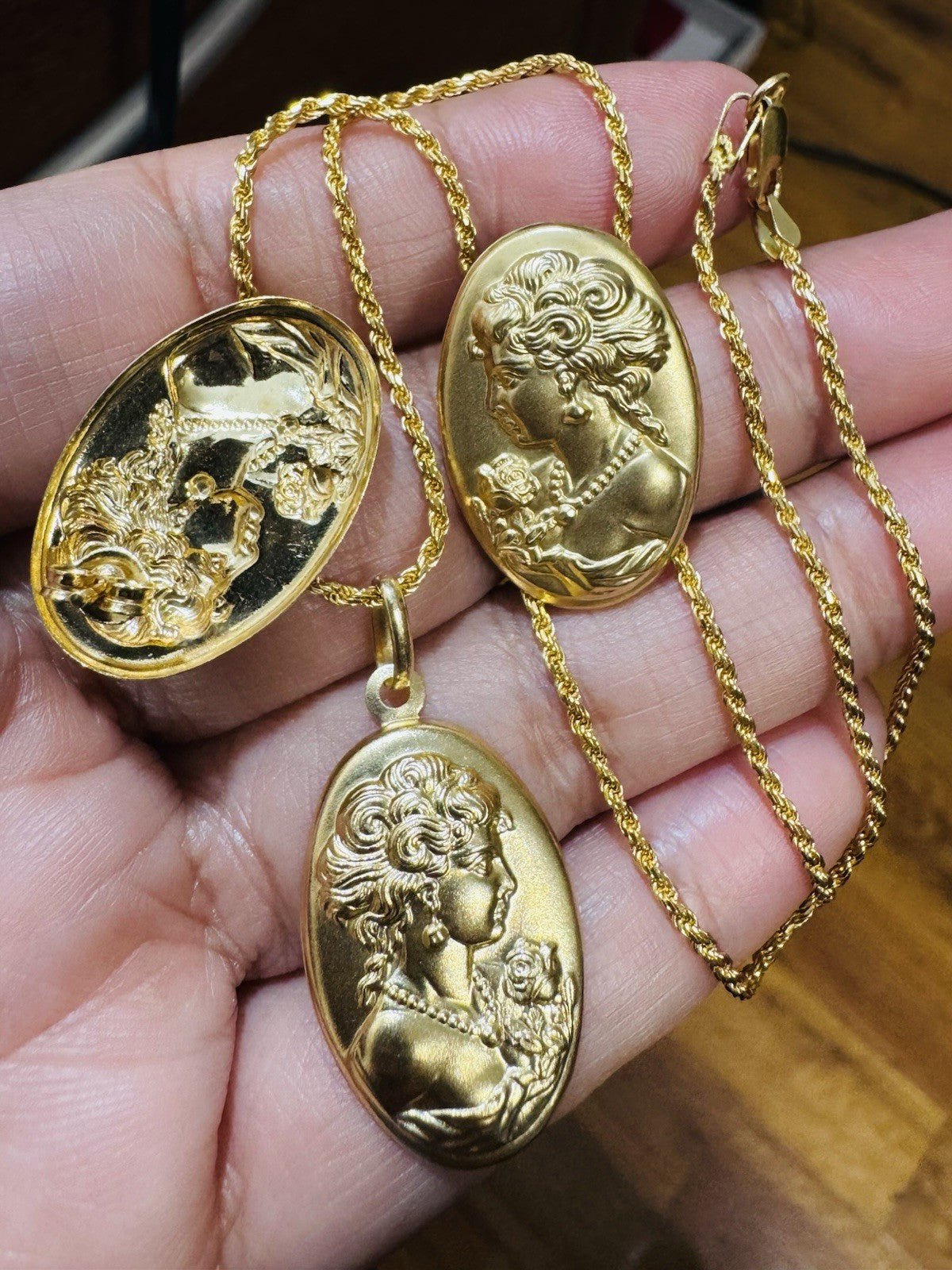 8989227
