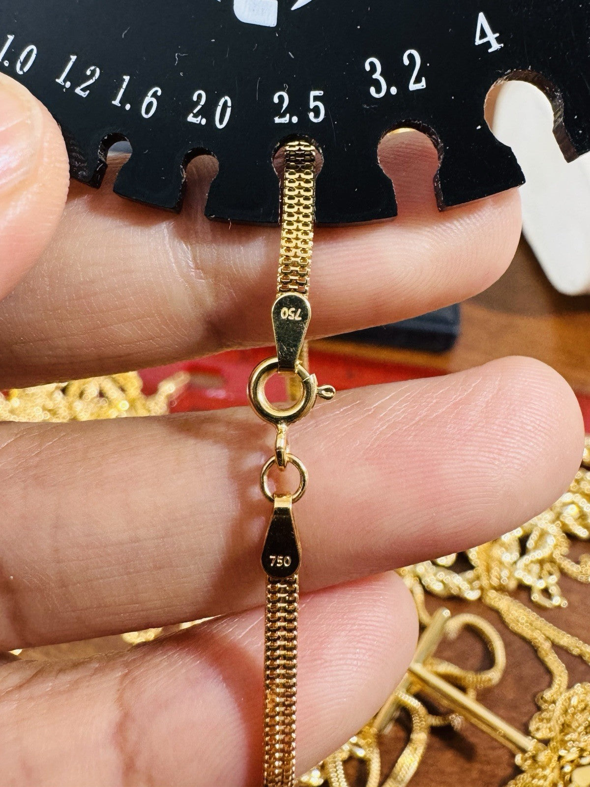 8989337