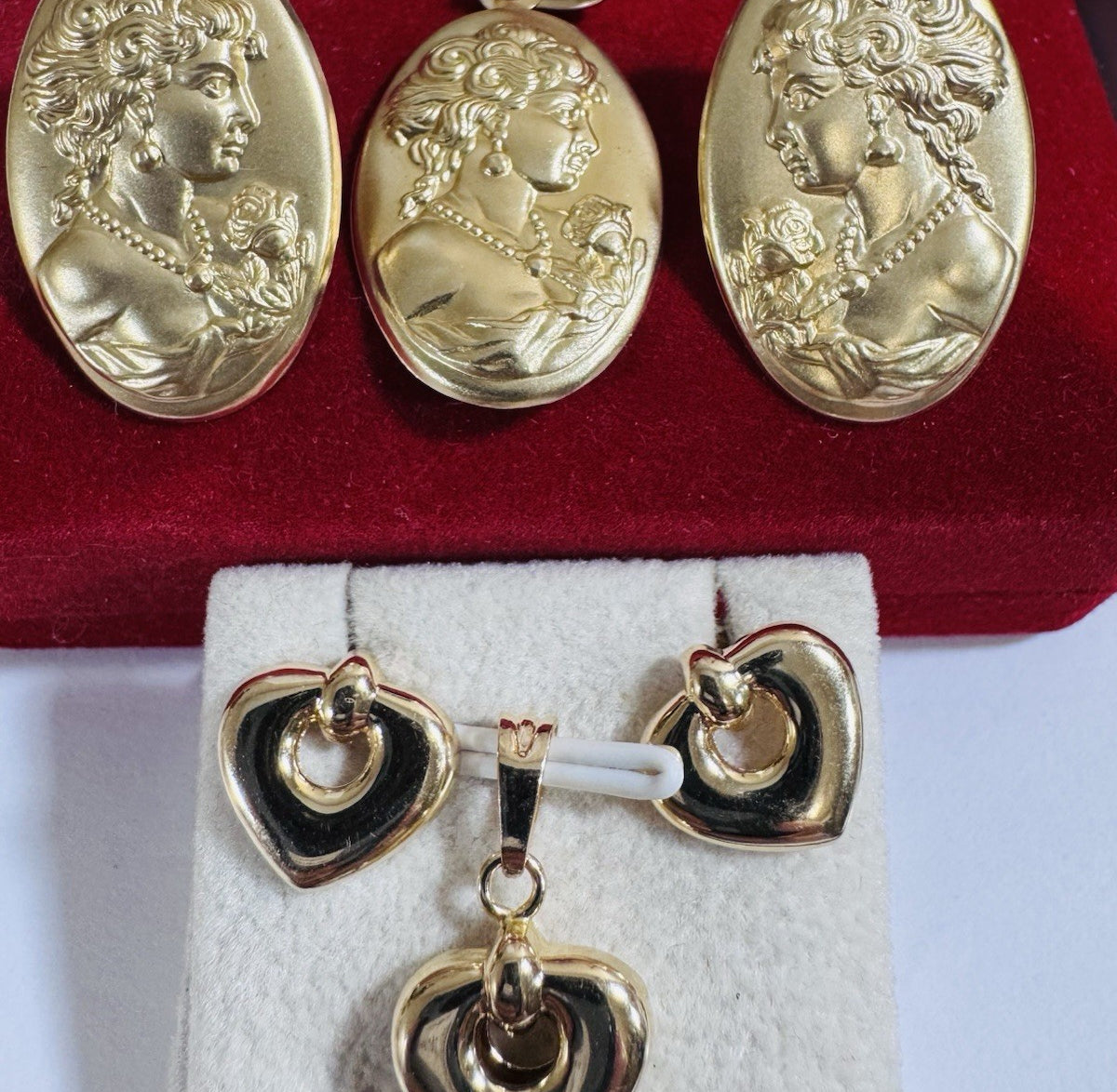8990719