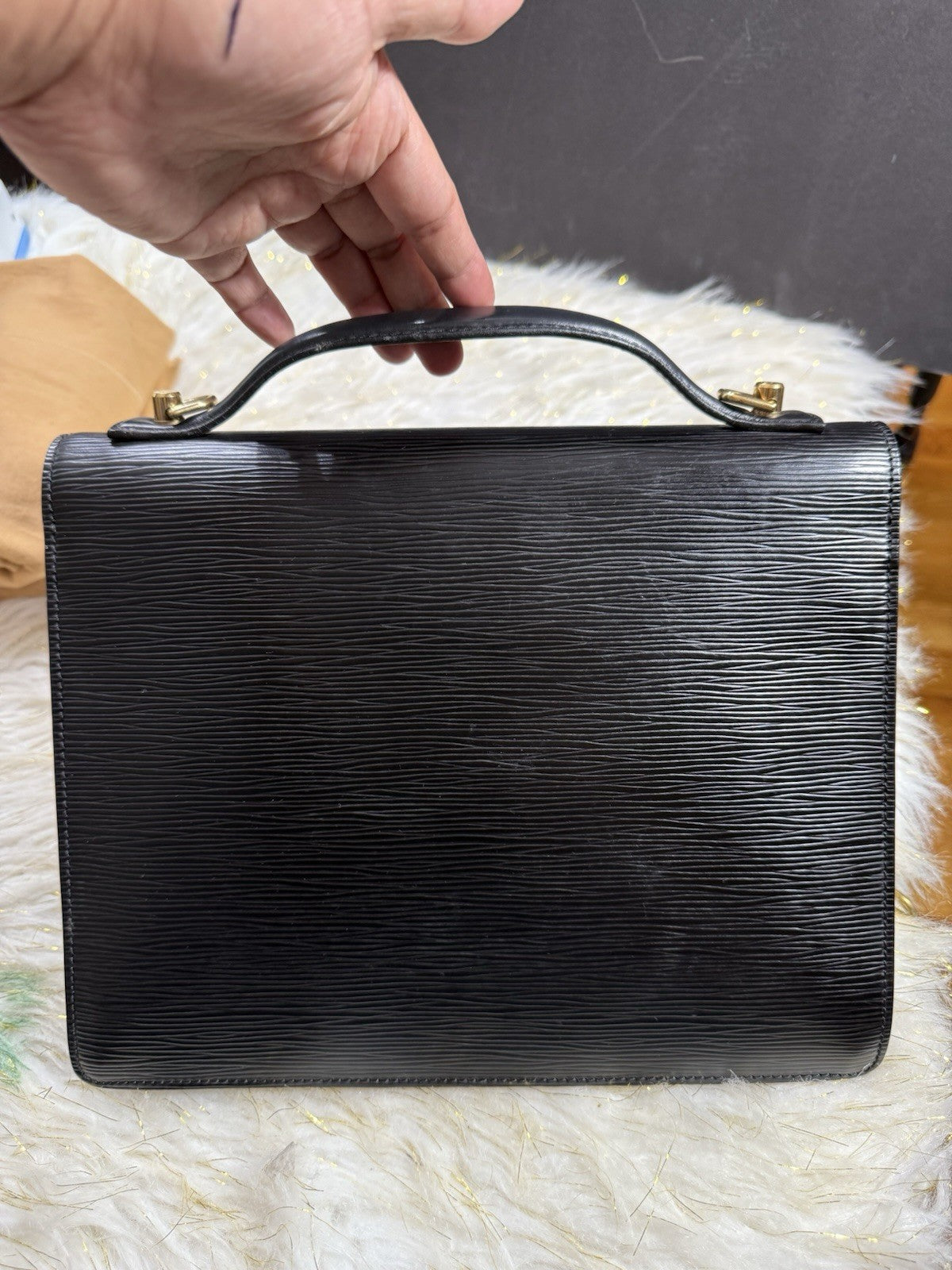 8989551
