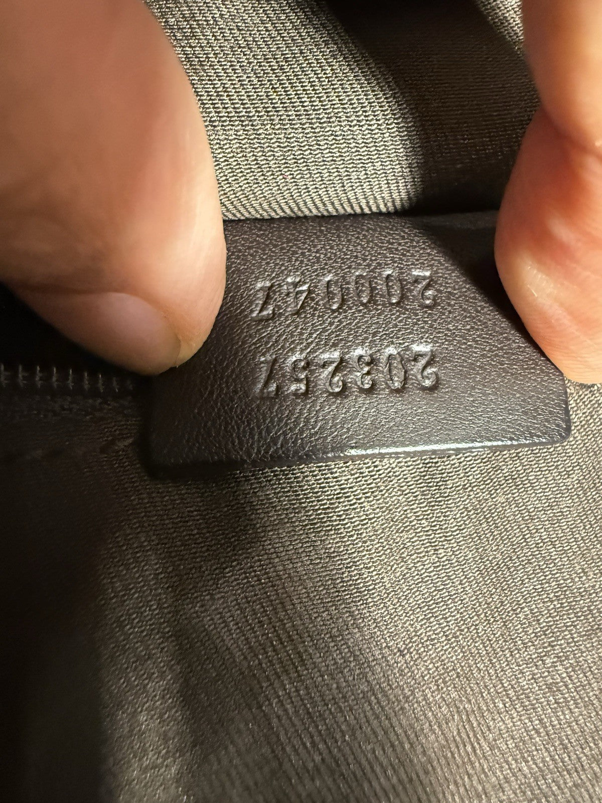 8989756