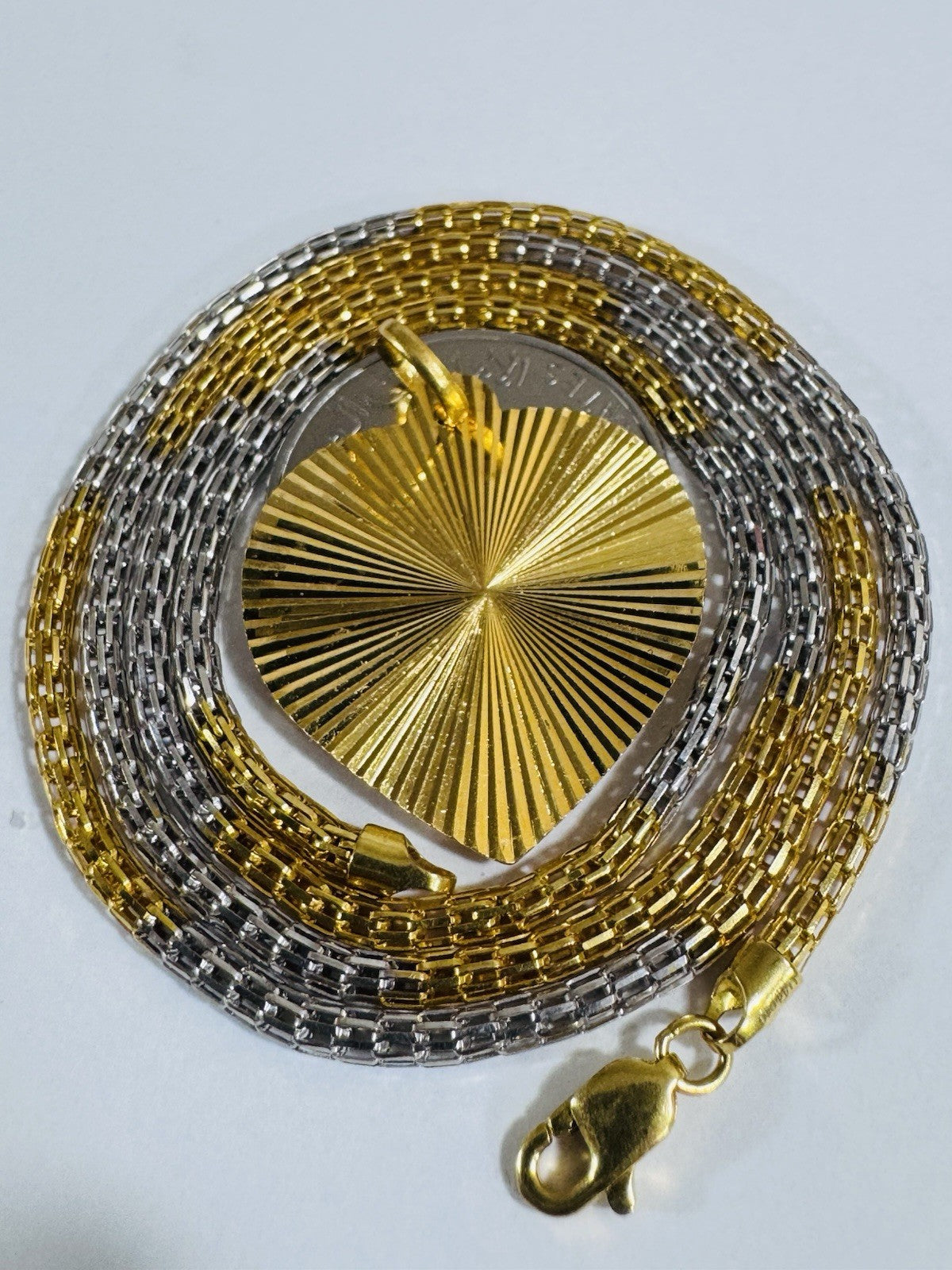 8990608