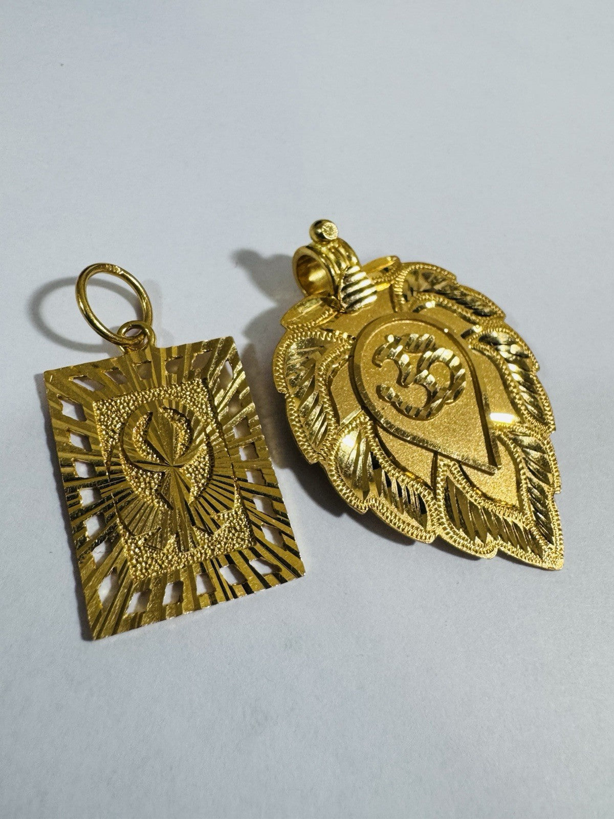 8989325