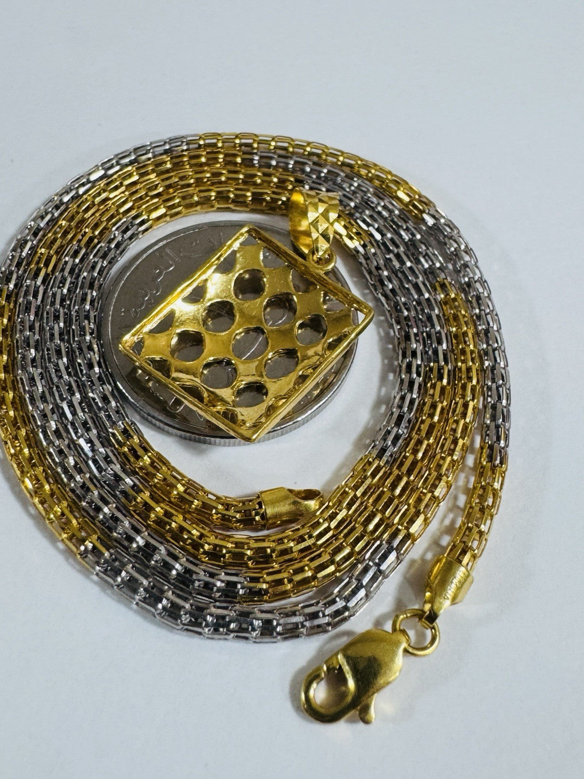 8990729