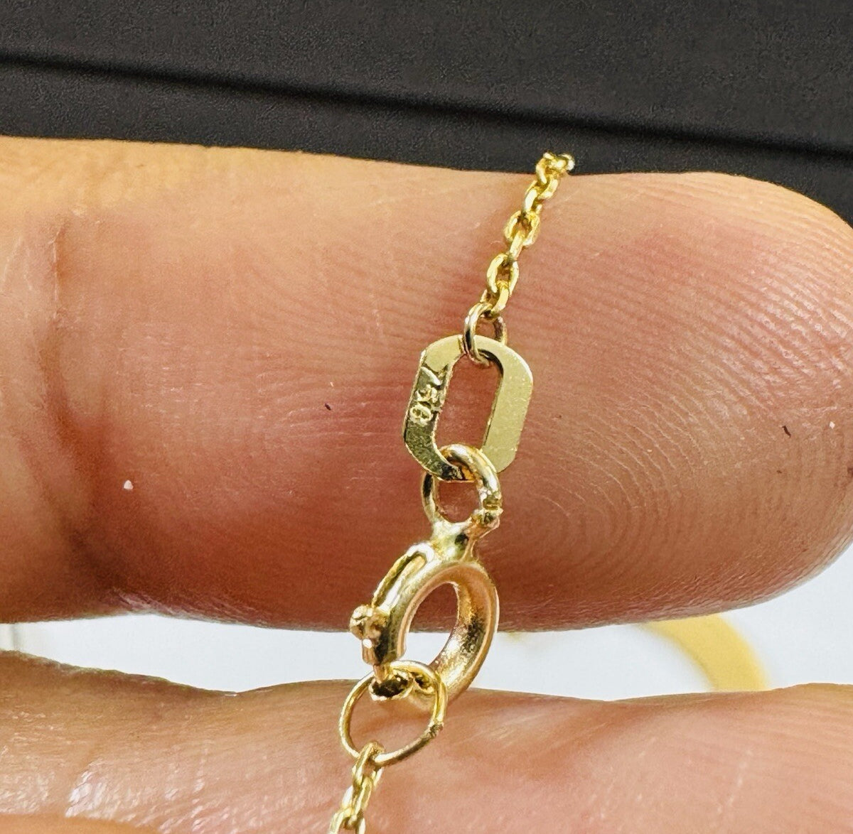 8990731