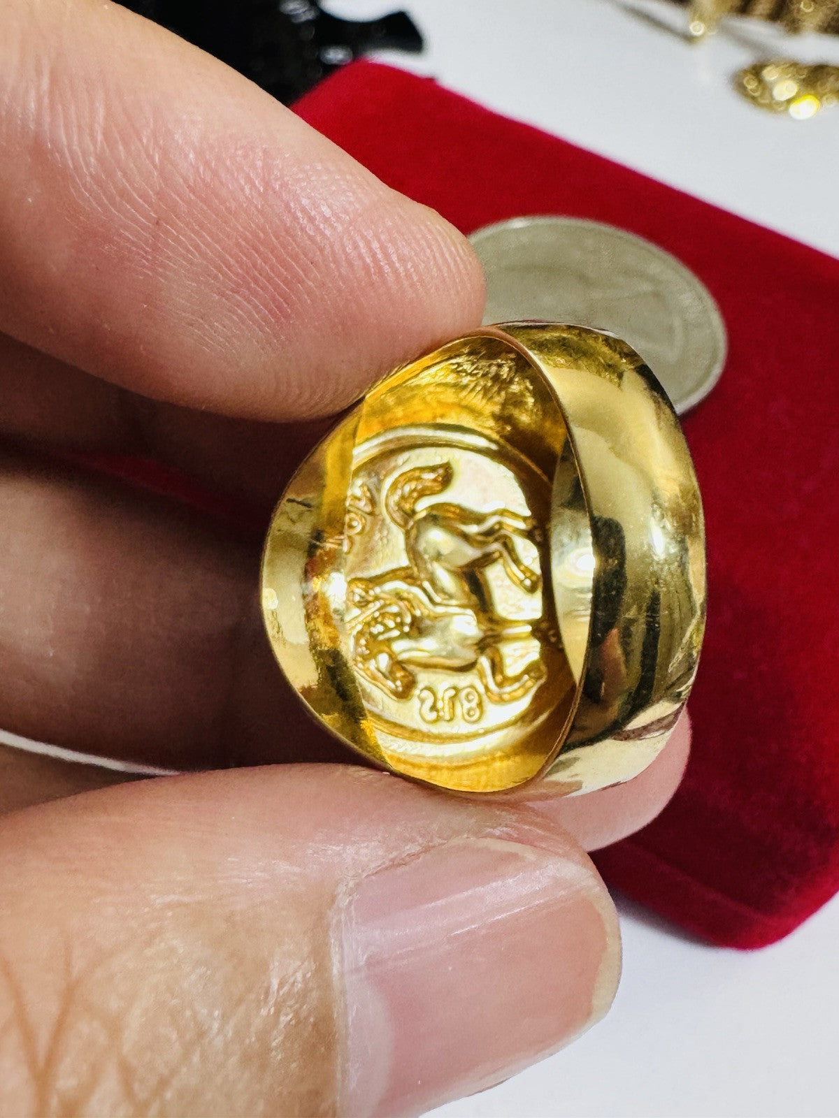 8990277