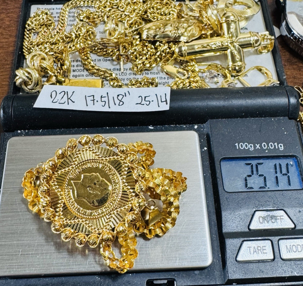 8769916