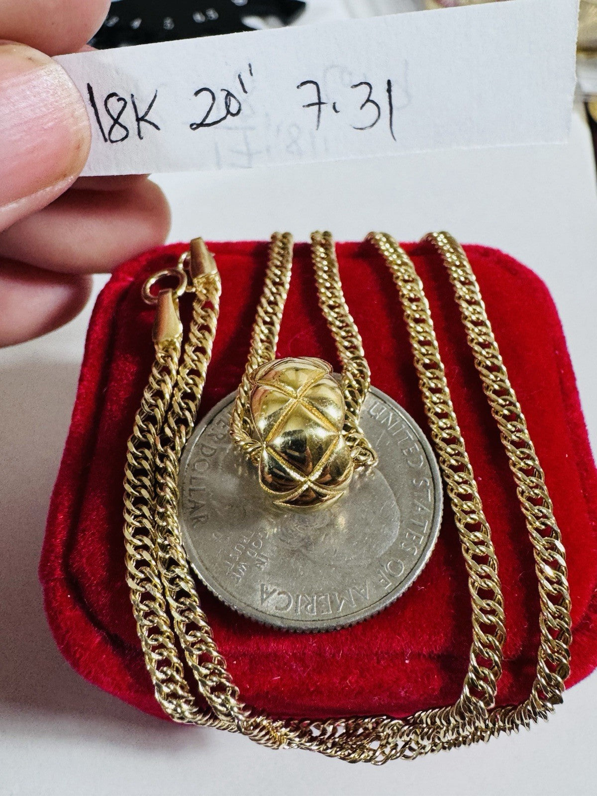 8989305