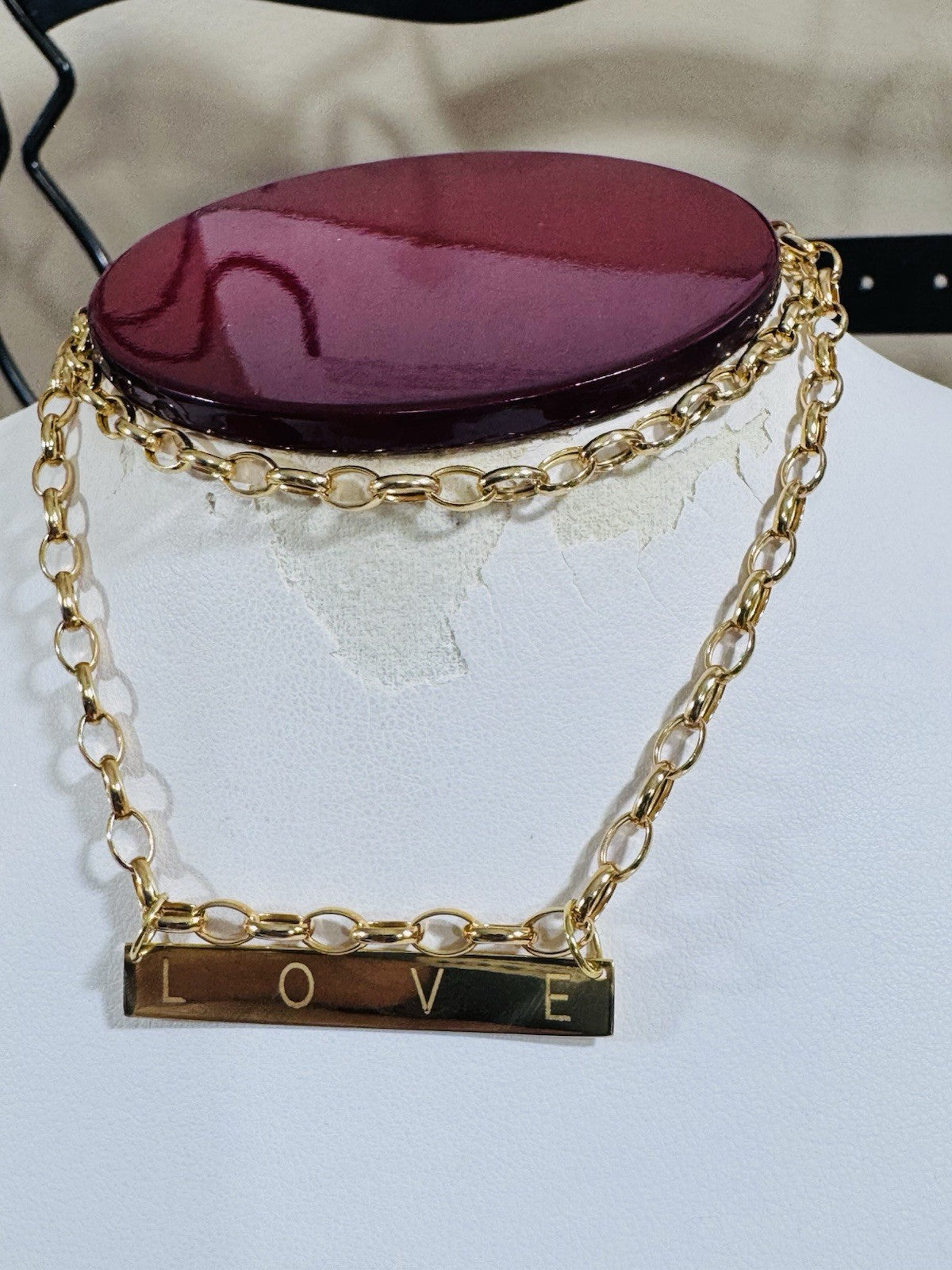 8769172