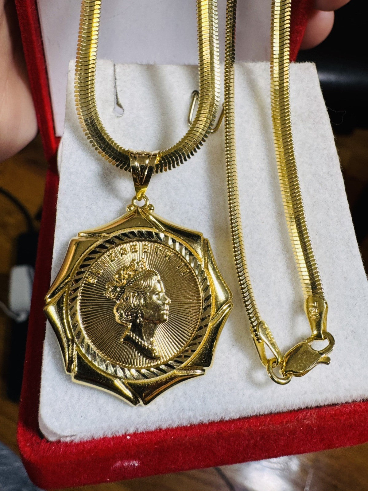 9015249