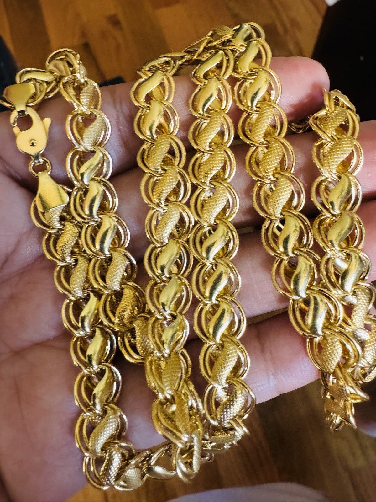 8990473
