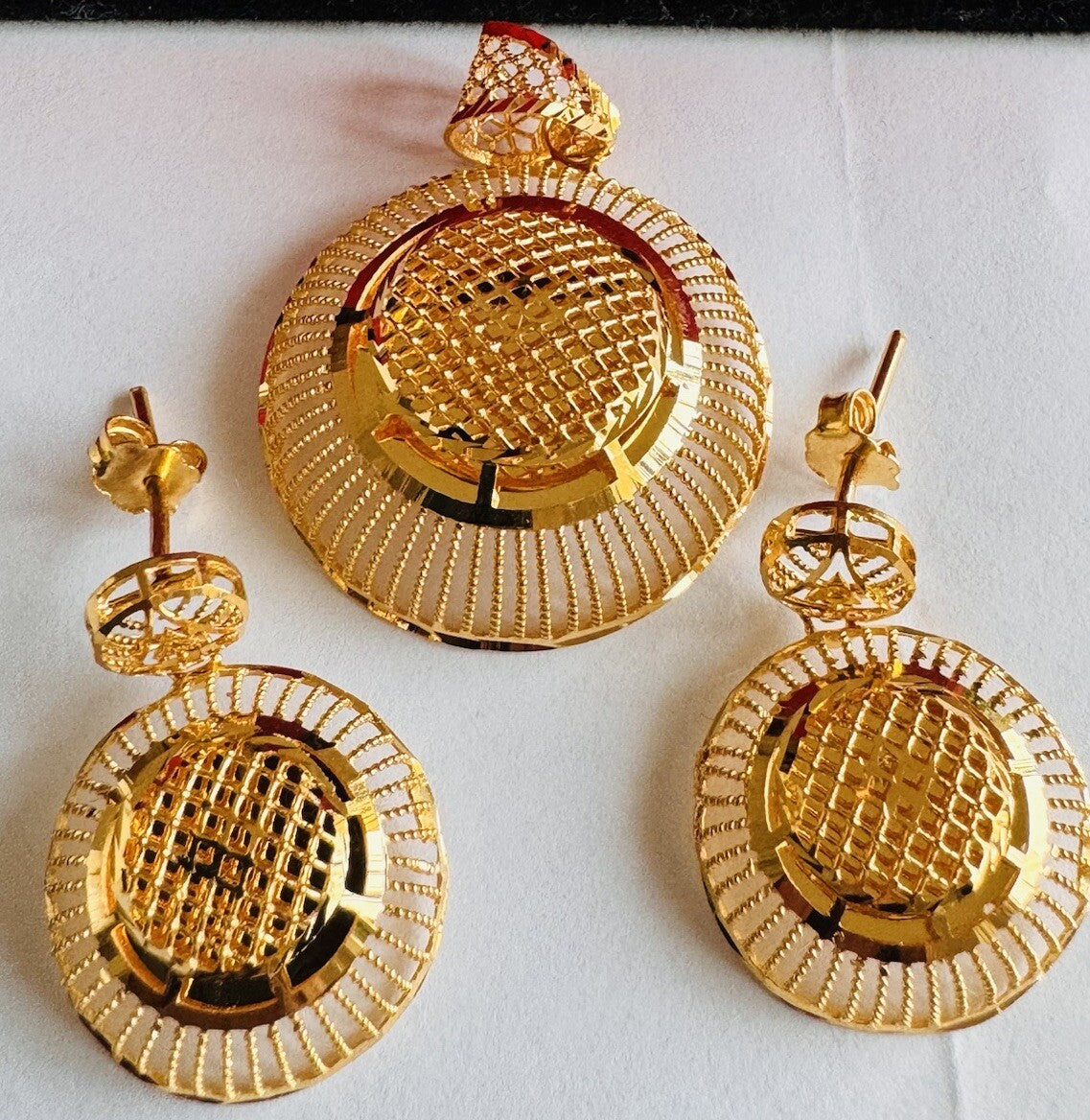 8126471