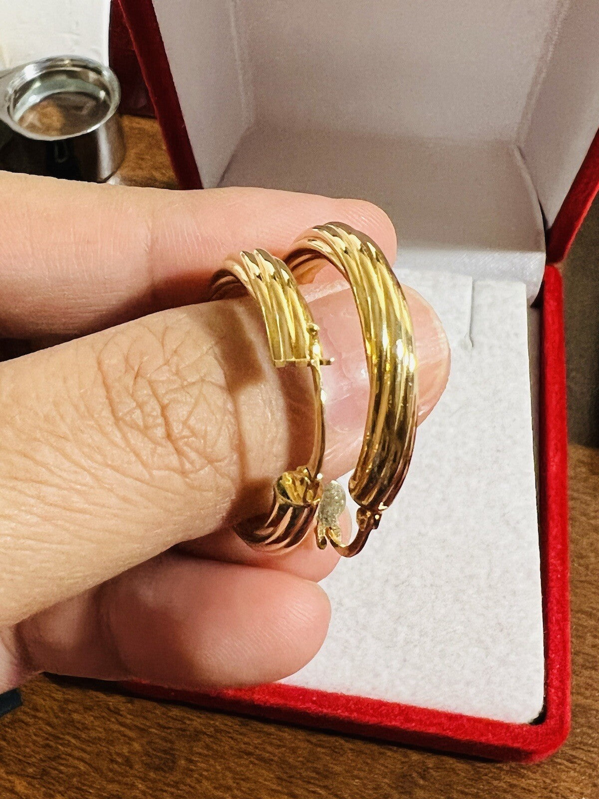 8126908