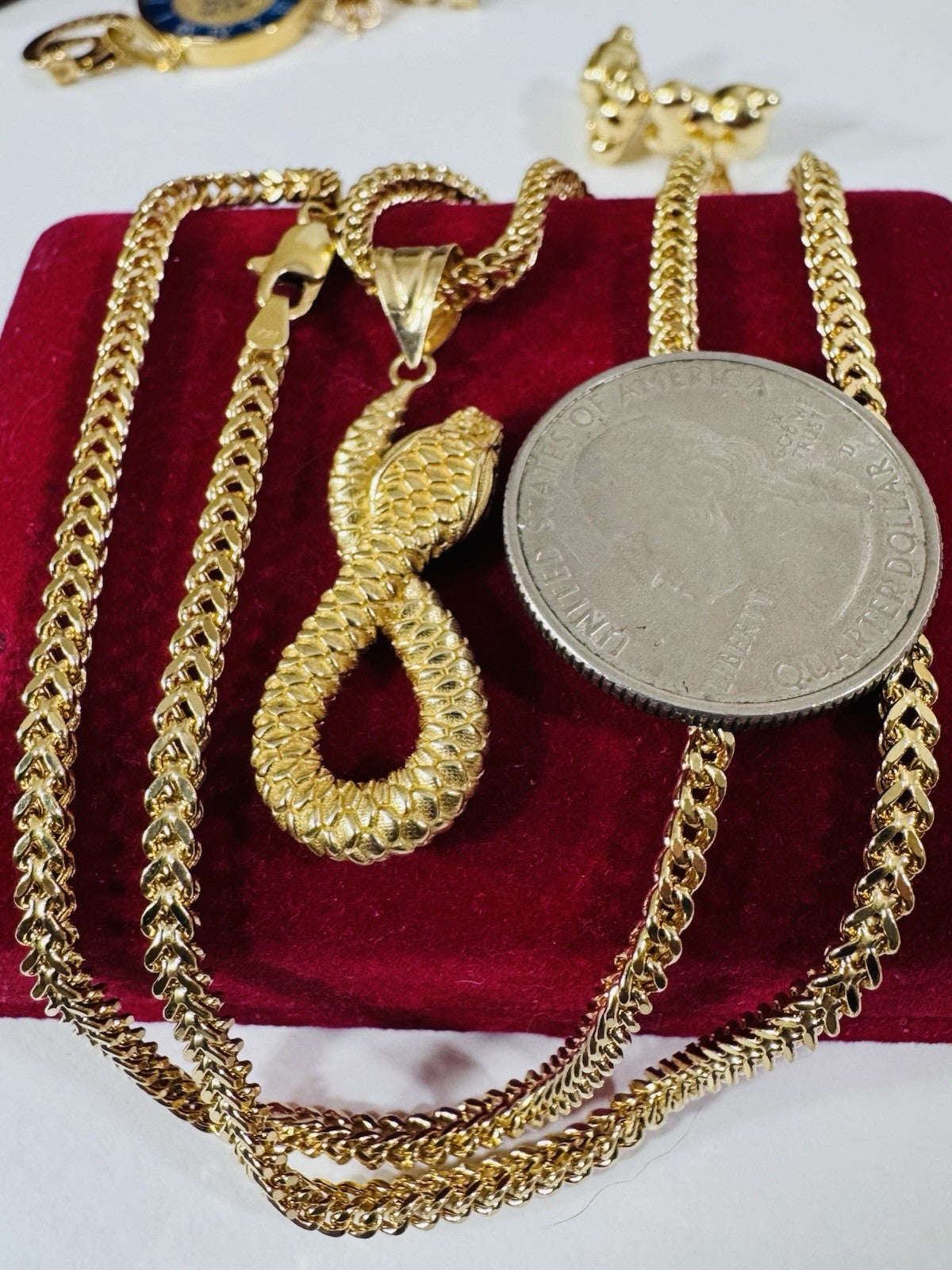8989313