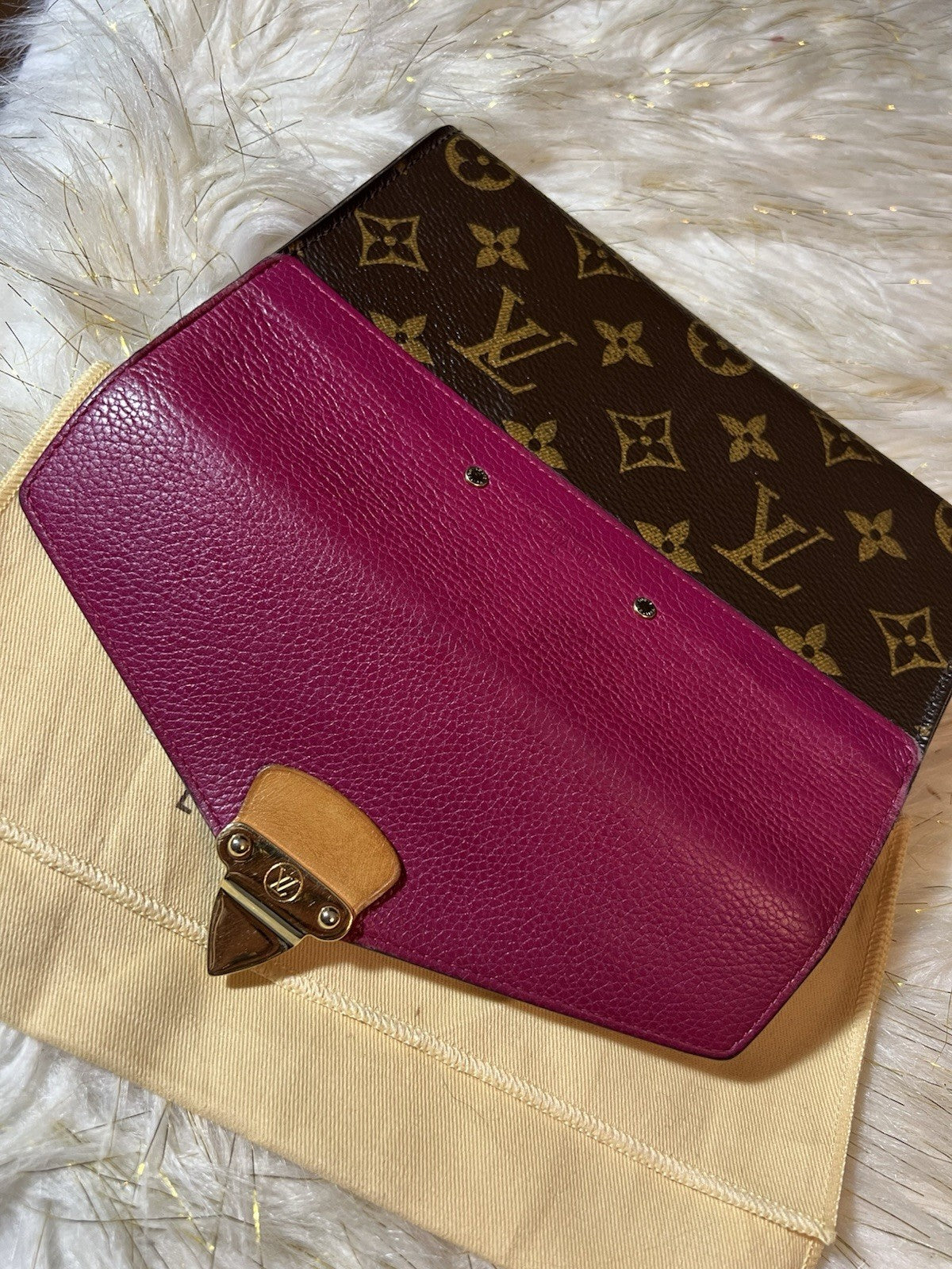 8989930