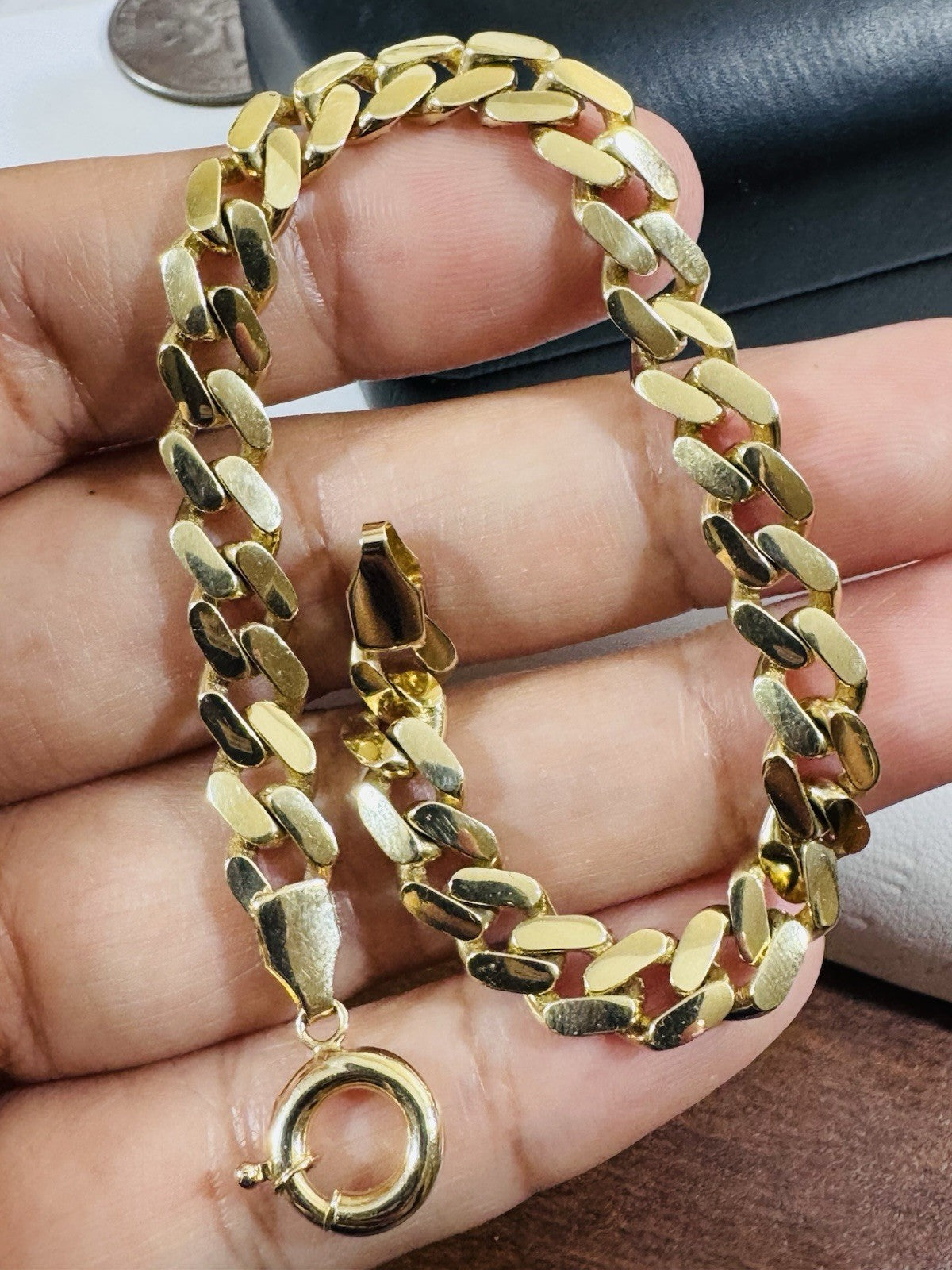 8989633