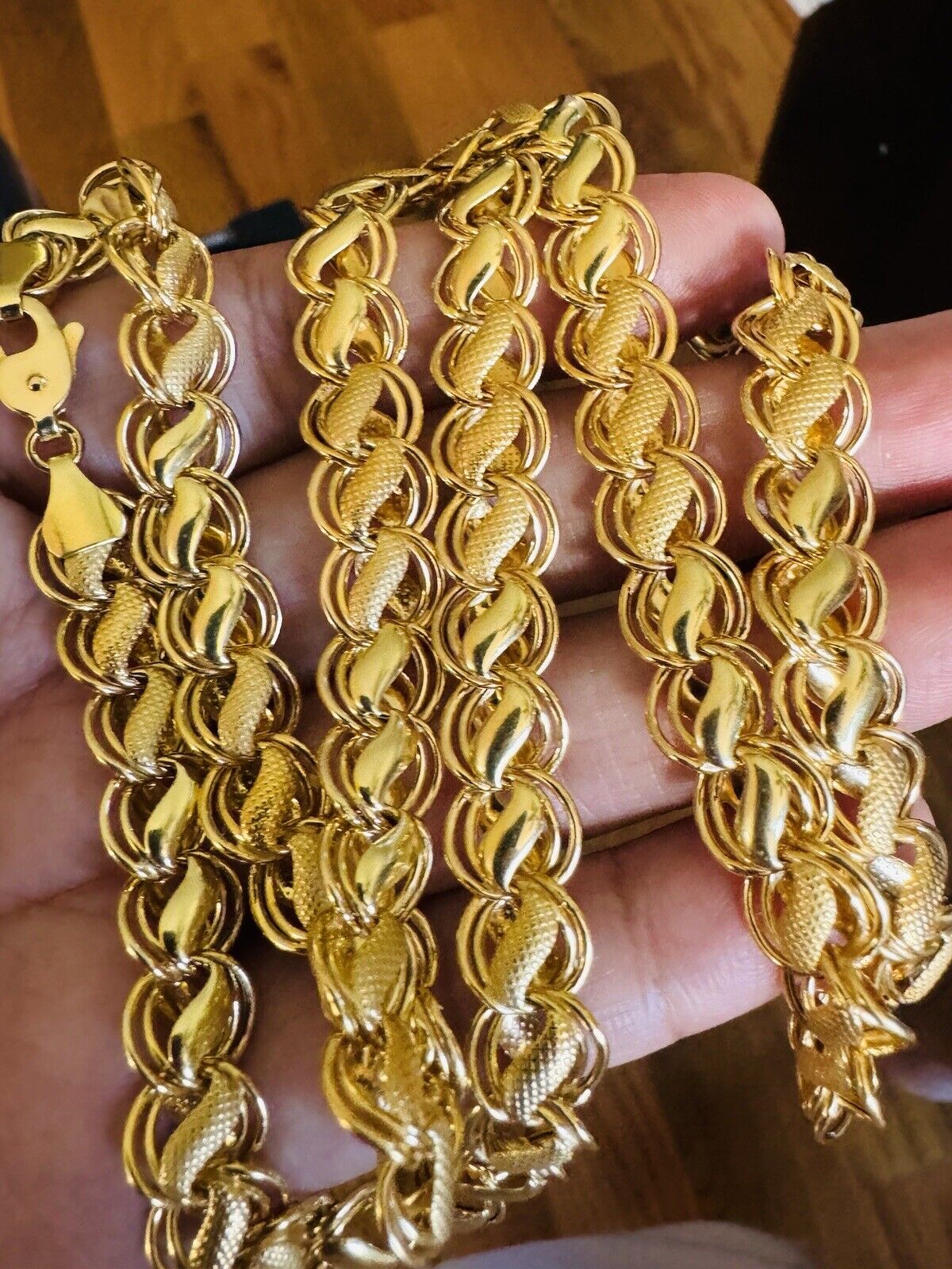 7070428