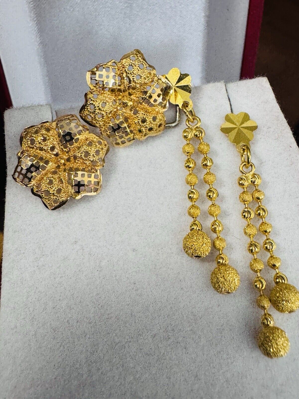 4896762