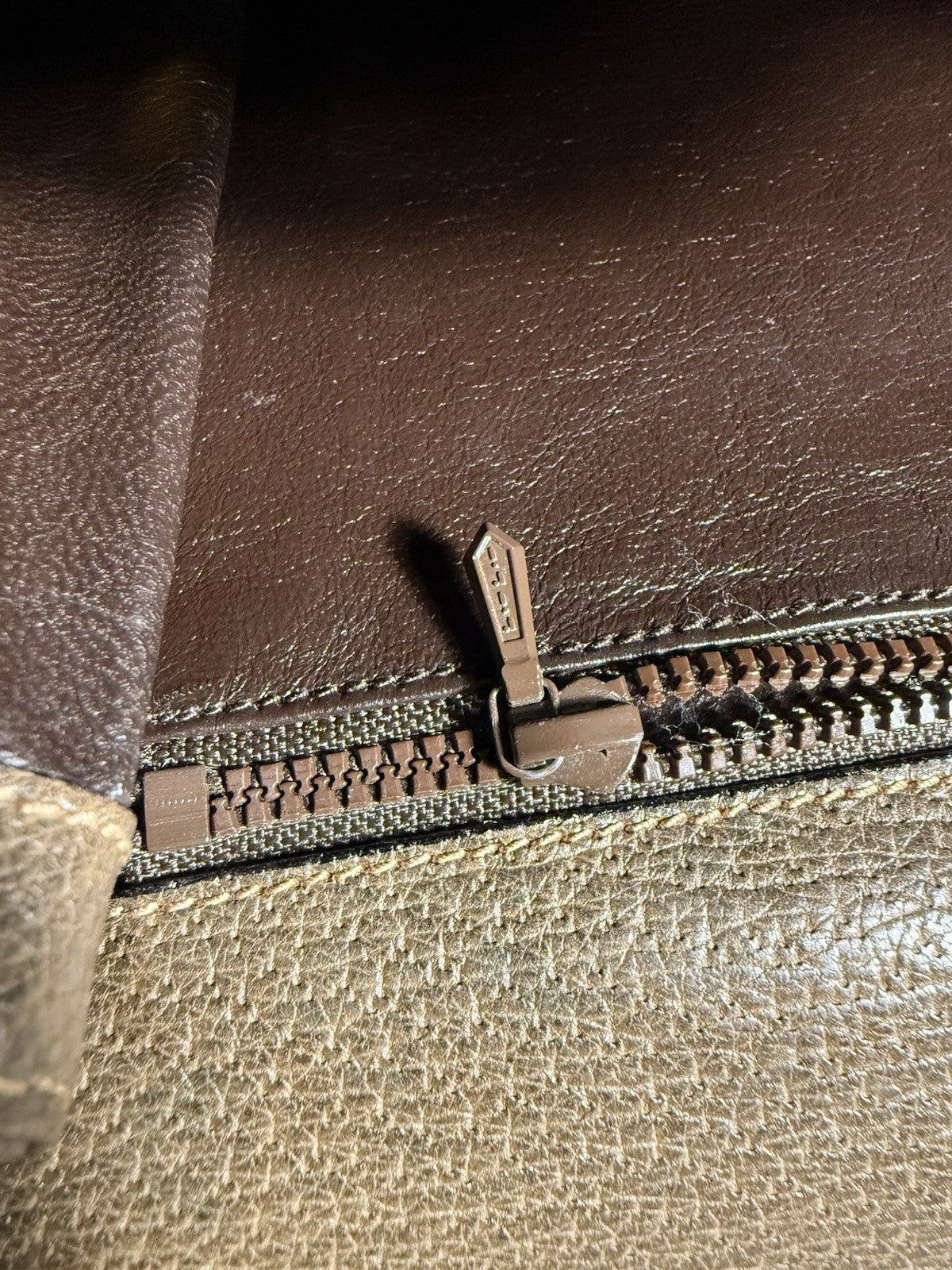 8989754