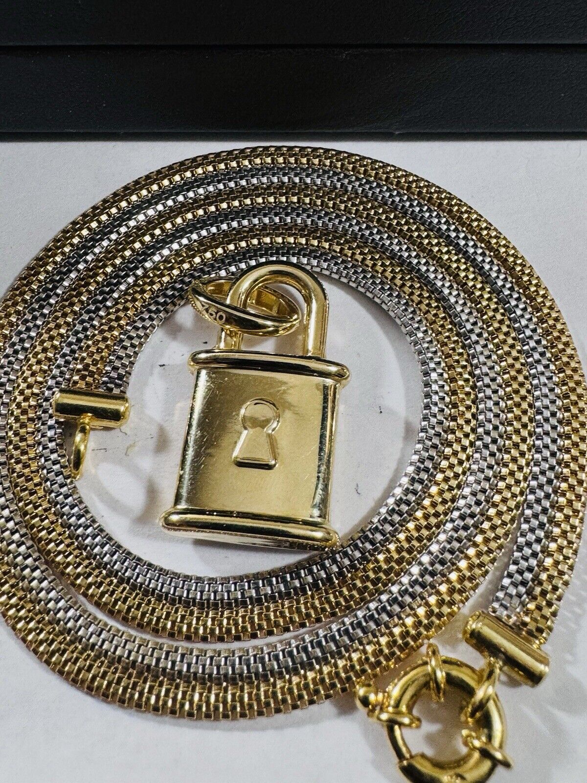 6627496